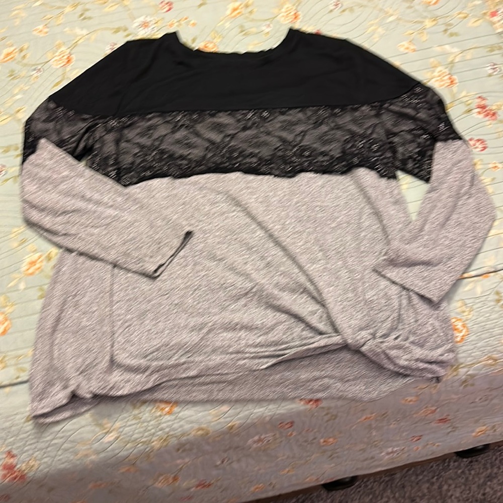 Maurices knotted hem sweater size 1X